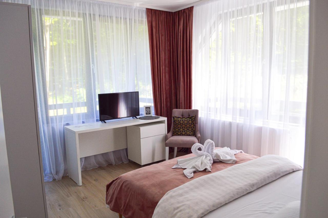 Baile Puturoasa Hotel Vama  Buitenkant foto